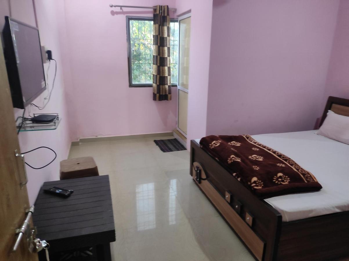 Vrundavan Home Stay And Village Resort Kevadia Luaran gambar