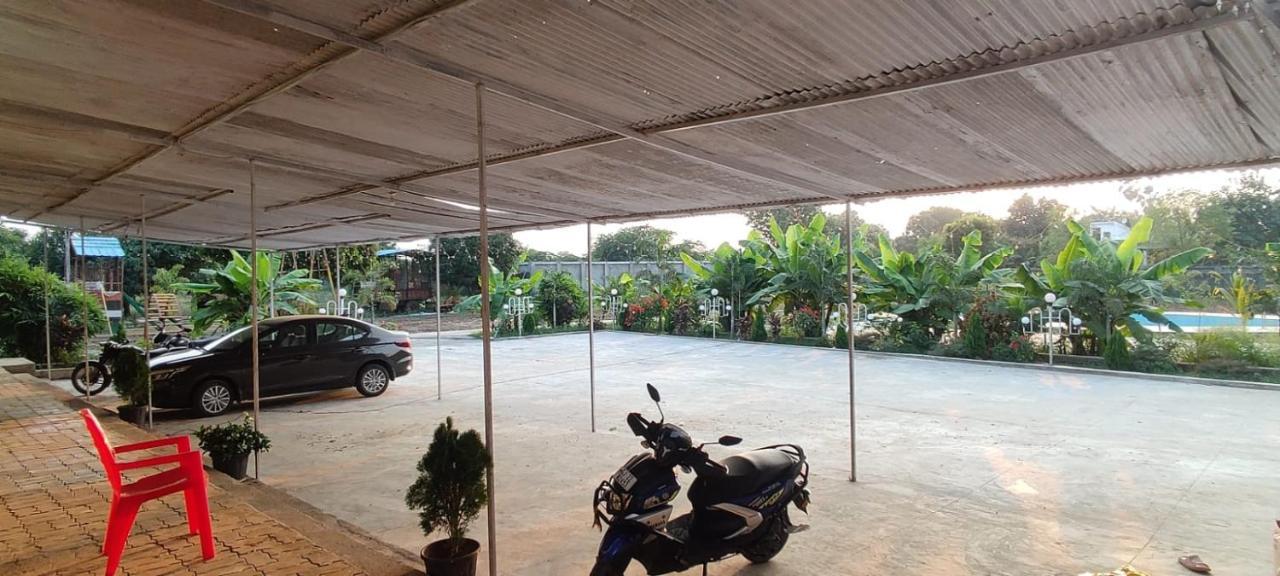 Vrundavan Home Stay And Village Resort Kevadia Luaran gambar