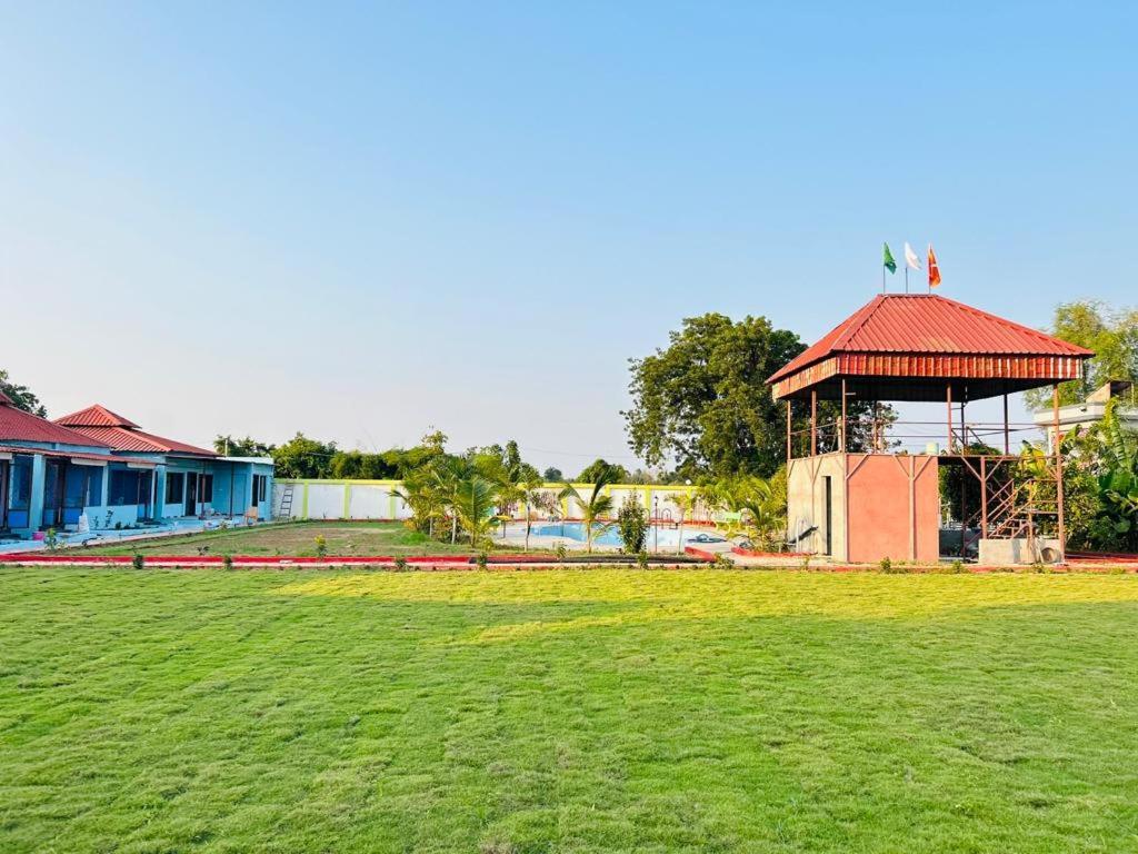 Vrundavan Home Stay And Village Resort Kevadia Luaran gambar